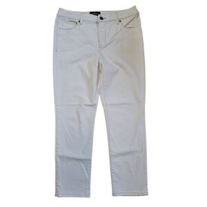 SZ0 So Slimming Chico's White Cropped Jeans Capris